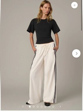 JOES JEANS THE TINA TRACK PANT IN ECRU, SIZE SMALL